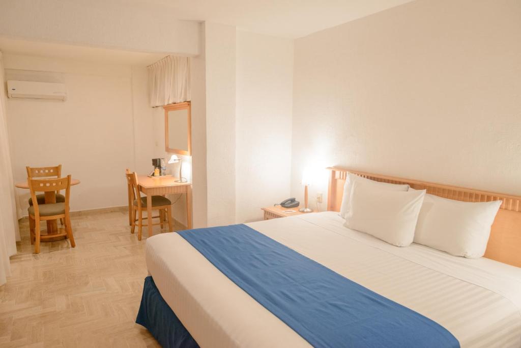 HOTEL DON MIGUEl - Chambre Simple