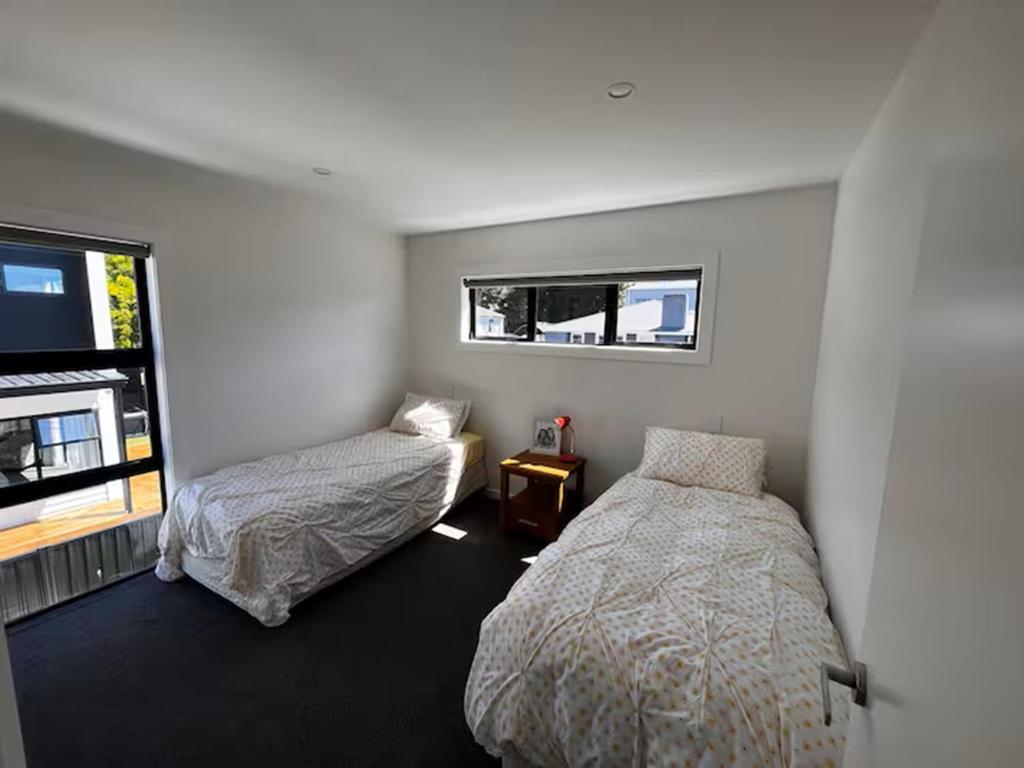 The Shoe Box - Resim 2