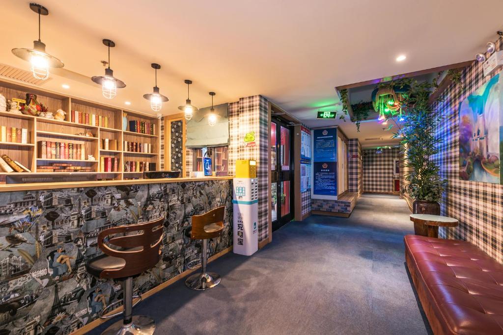 Baihua Hotel, Beijing (updated prices 2025)