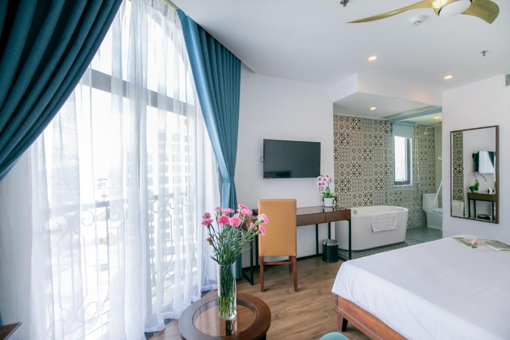 Suite Nhìn Ra Thành Phố