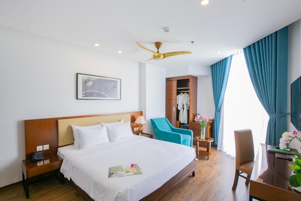Suite Nhìn Ra Thành Phố