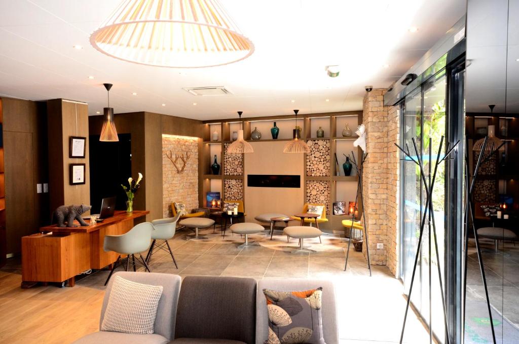 Posezení v ubytování Green hotels Confort Paris 13
