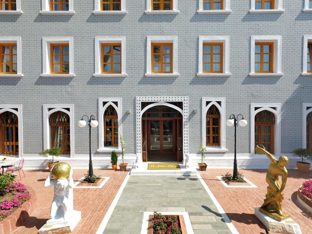 Exteriér alebo vchod do ubytovania A for Art Hotel