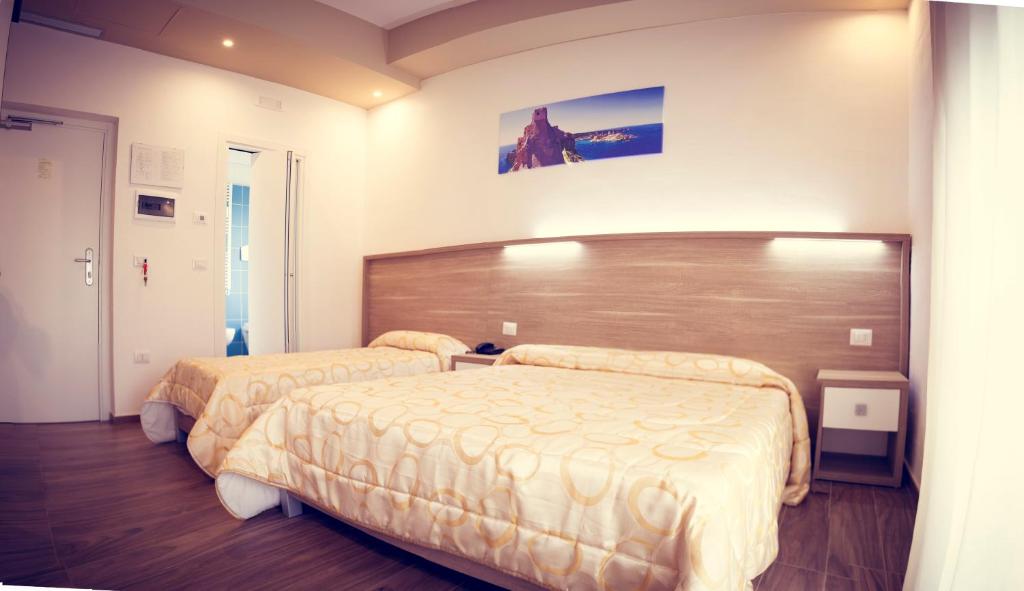 Hotel Fini - Superior-Dreibettzimmer