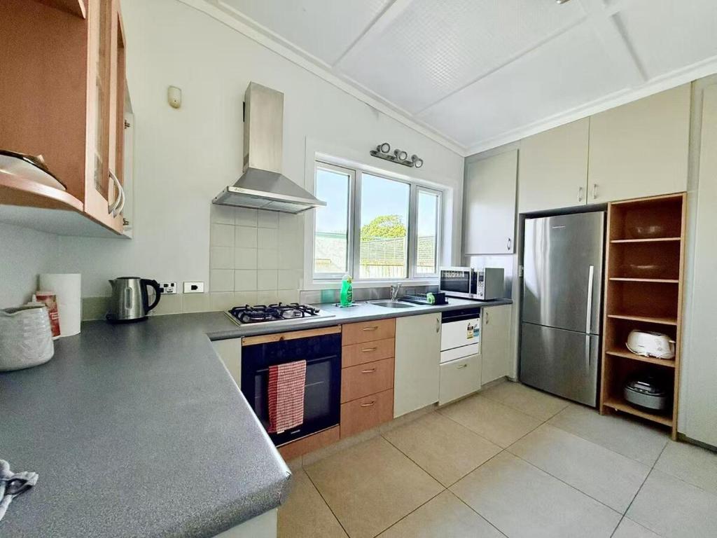 4Brm1Bath - heart of Mt Eden - Resim 4