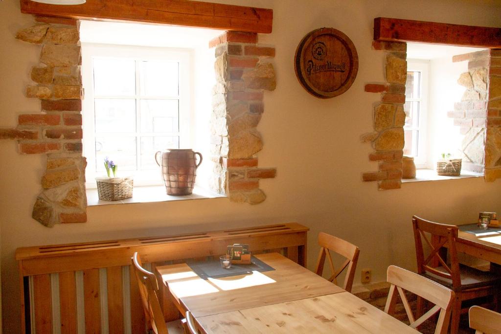 Restaurace v ubytování Restaurace & Penzion U Tří Jasanů