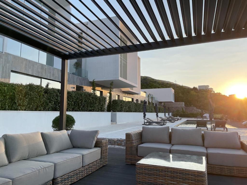 Χώρος καθιστικού στο The Cube Luxury Experience, Boka Bay View, Tivat Kotor Bay, Duplex Pool & Terrace