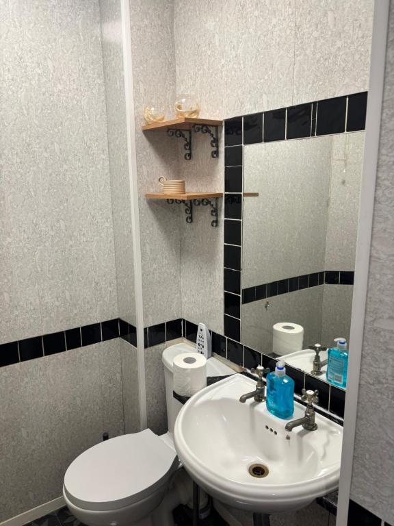 Affordable Golden Mile Hotel In Blackpool Close To The Beach And Blackpool City Centre - Resim 27