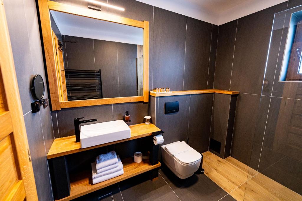 HOW Boutique and Hotel - Resim 12