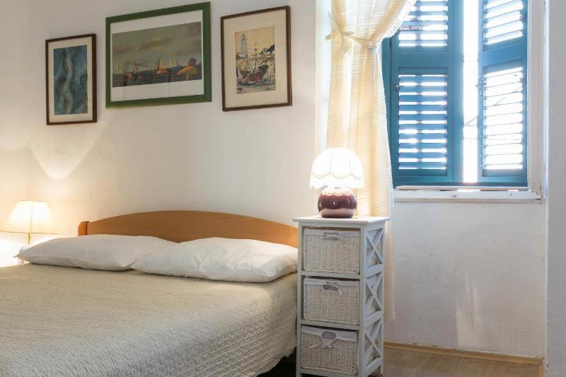 Posteľ alebo postele v izbe v ubytovaní Old Town Port Apartments
