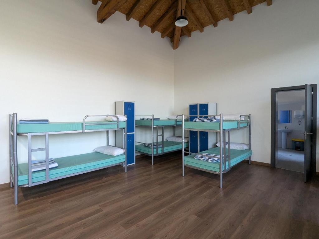 Albergue Municipal Las Escuelas - Chambre Familiale Avec Salle De Bains Privative