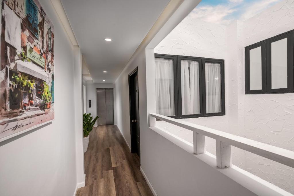 SOL Center Hotel - 16