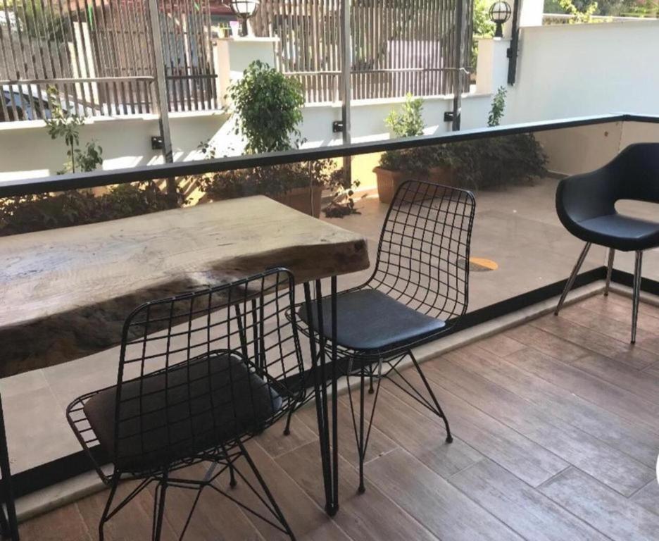 لابی و فضای عمومی Sun Suites - تصویر ۵