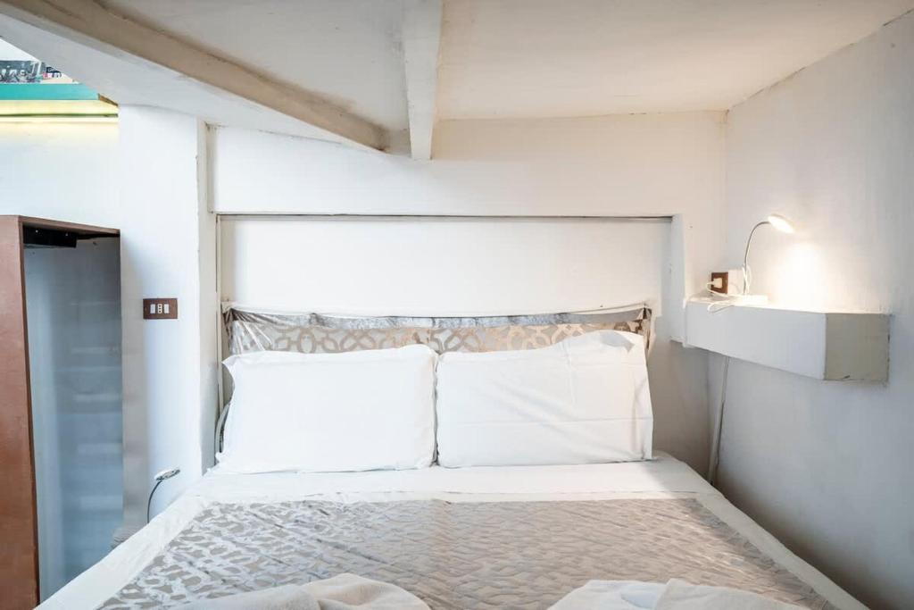 12 Duomo - Monolocale centrale e silenzioso - Resim 8