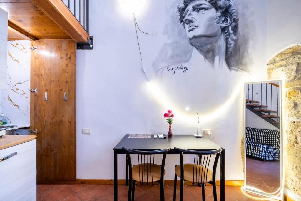 2 - Monolocale silenzioso a due passi dal centro - Resim 13