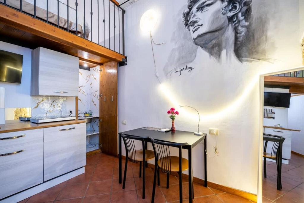 2 - Monolocale silenzioso a due passi dal centro - Resim 14