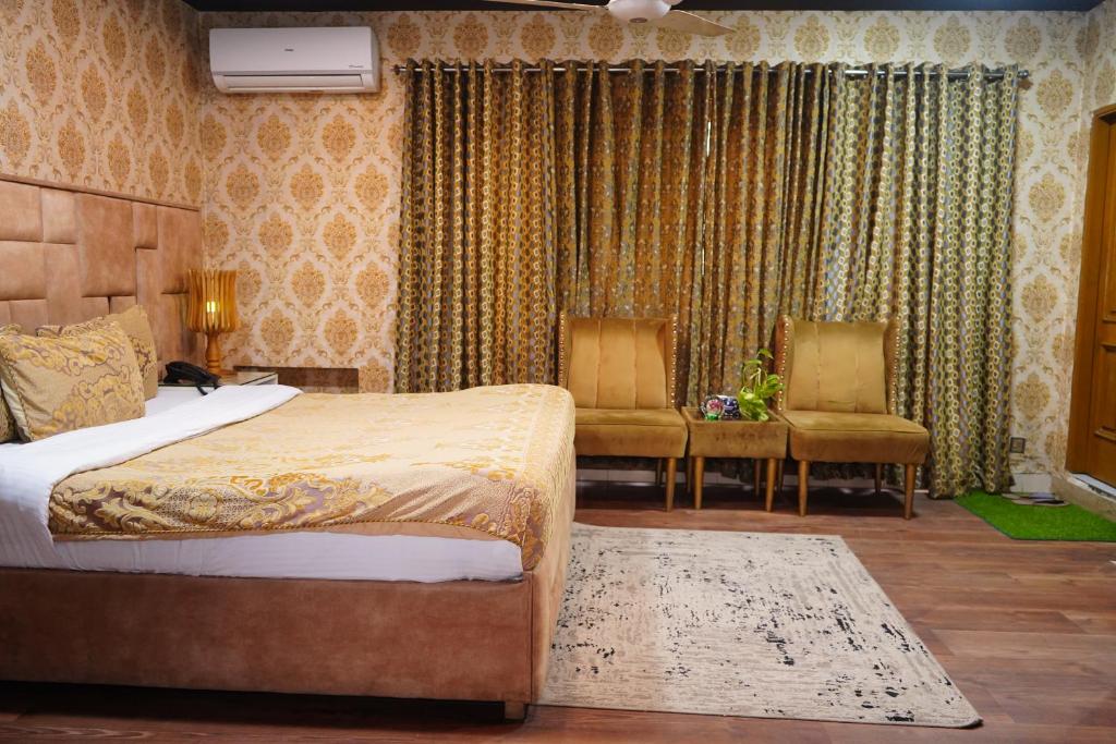 Royal Luxury Hotel Lahore - Deluxe Doppel- Oder Zweibettzimmer