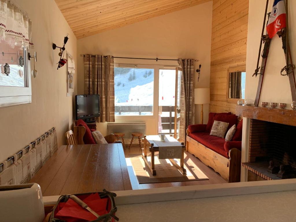 Apt 6 couchages skis au pied - Meribel Mottaret
