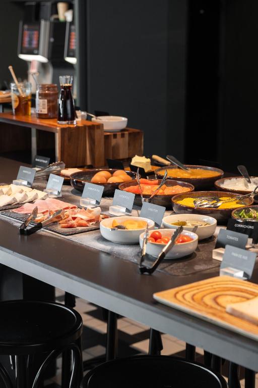 Radisson Hotel Reims - Resim 23