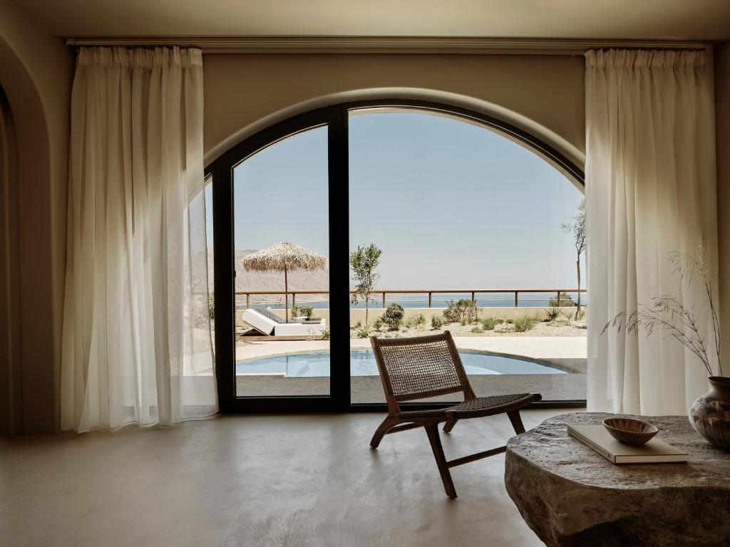 Travel Proud Sustainability certification Tella Thera, a Member of Design Hotels - Suite Con Due Camere Da Letto Con Piscina, Terrazza E Vista Mare