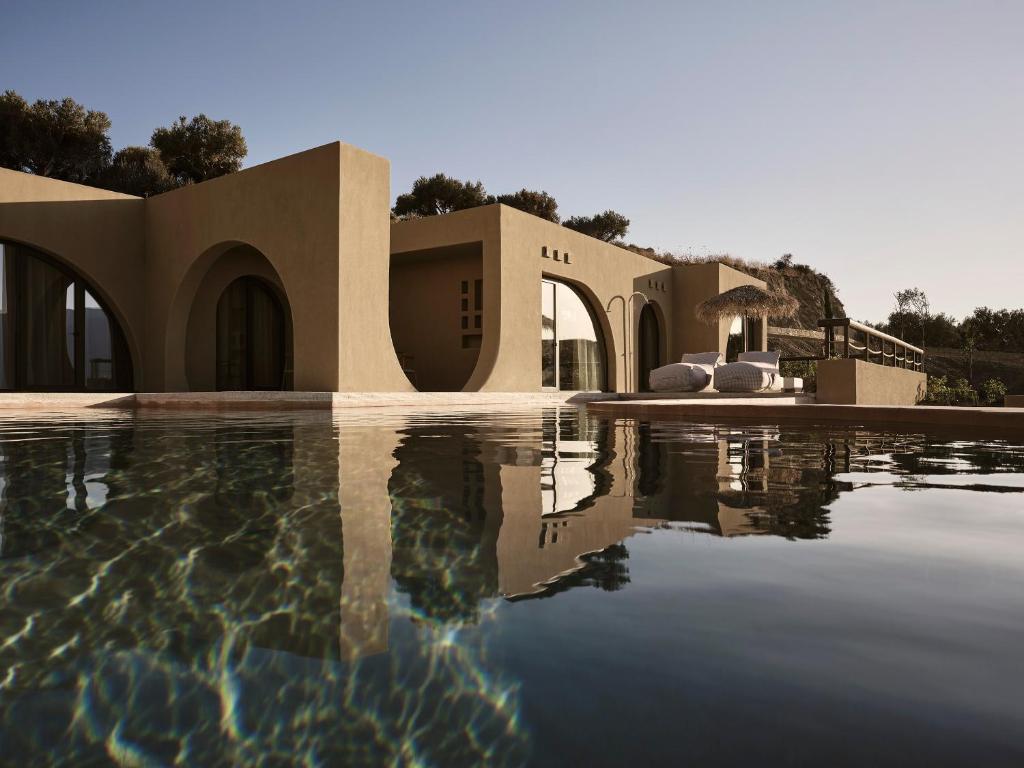 Travel Proud Sustainability certification Tella Thera, a Member of Design Hotels - Villa Di Prestigio Con Piscina A Sfioro E Vista Mare