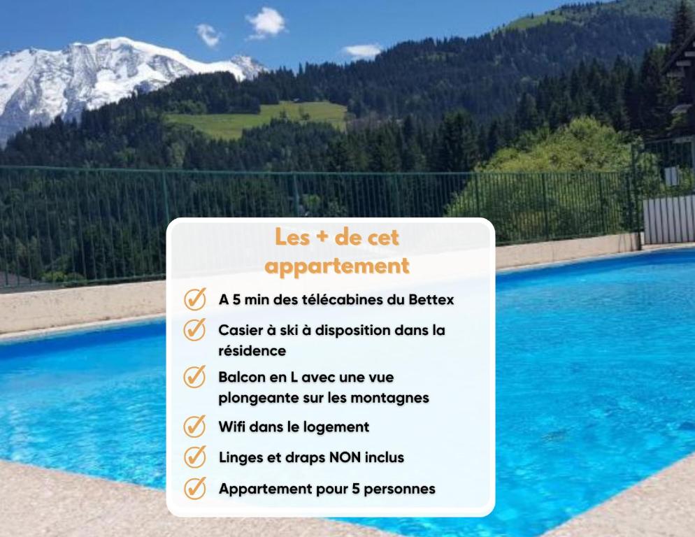 Nespecifikovaný výhled na hory nebo výhled na hory při pohledu z apartmánu