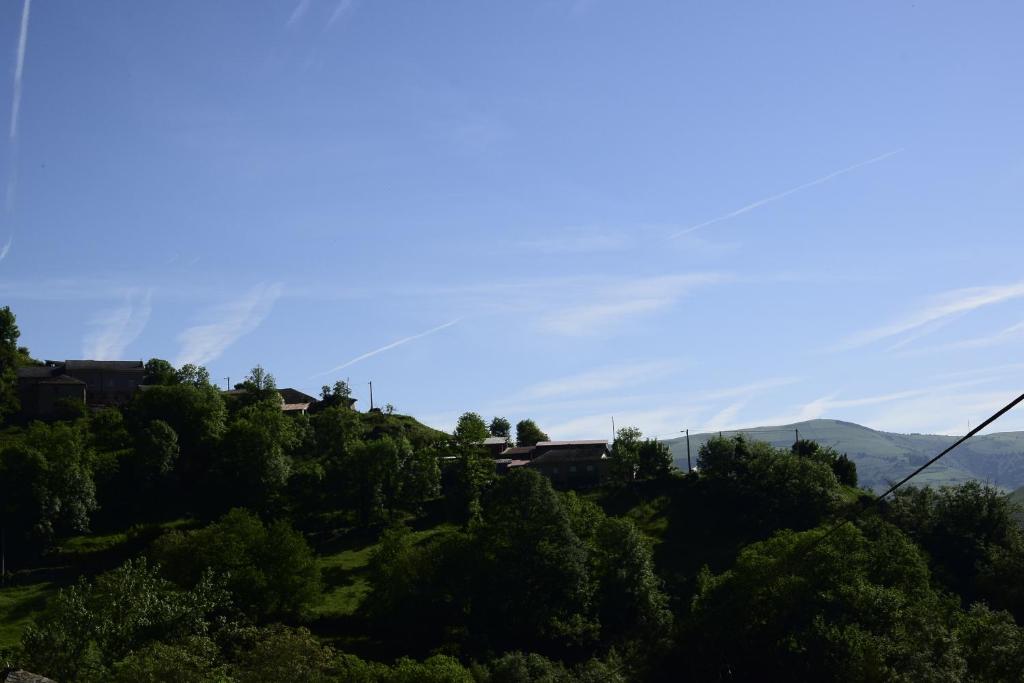 Paisaje cerca of this country house
