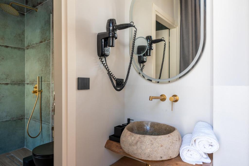 Ode Aristofanous - Urban Boutique Hotel