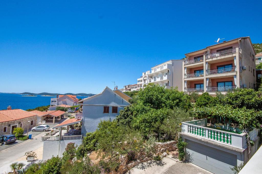 Fotografie z fotogalerie ubytování Apartments Rosanda v Pakoštane