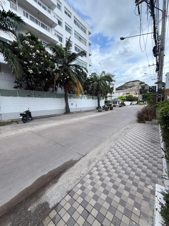 Ging's Beach & Pool - Resim 12