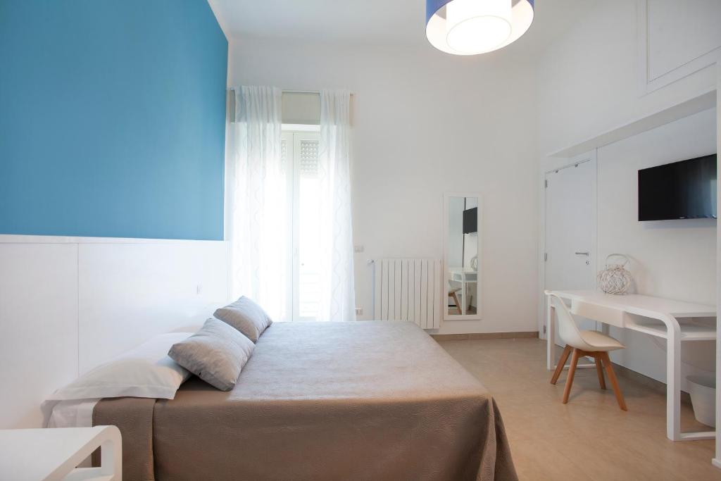 FronteMare Rooms - Deluxe Double Room With Balcony And Sea View