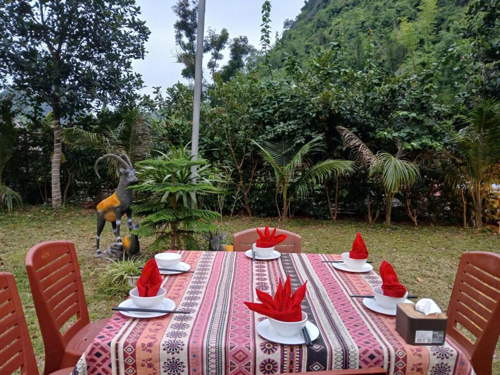 Catba Papillon Garden Bungalows & Resort - 15