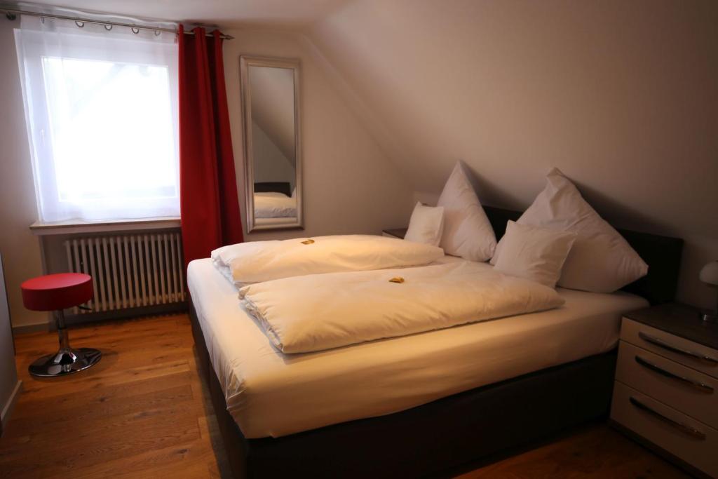 Hotel Vintage Am Bundesbank-Bunker - Double Room Business