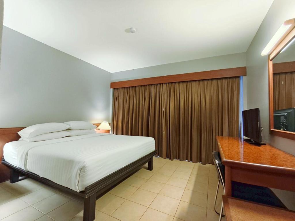 C & N Hotel Patong, Phuket - Resim 21