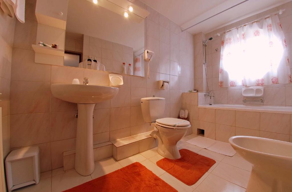 Villa-Hotel Escala - Resim 44