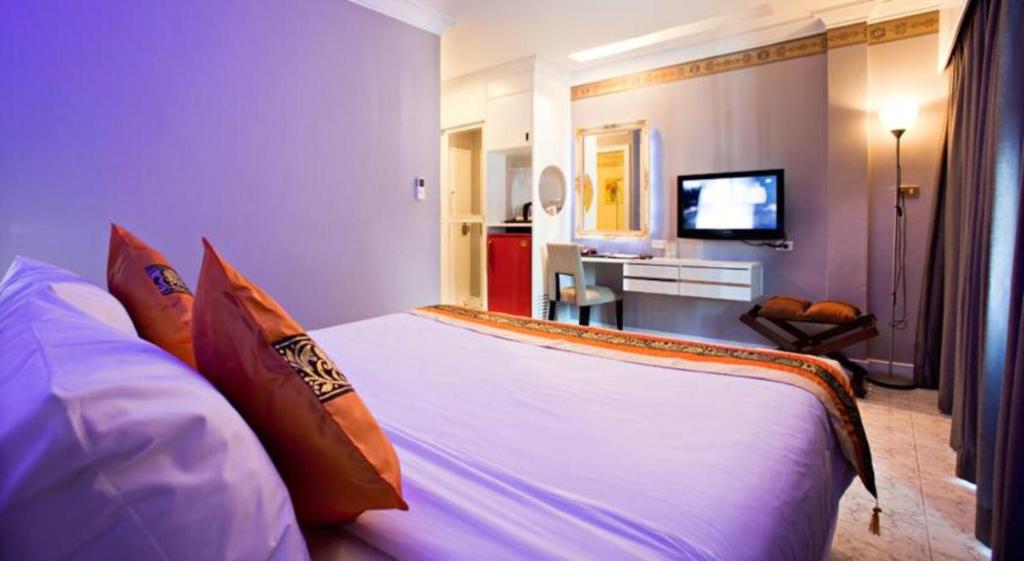C & N Hotel Patong, Phuket - Resim 36