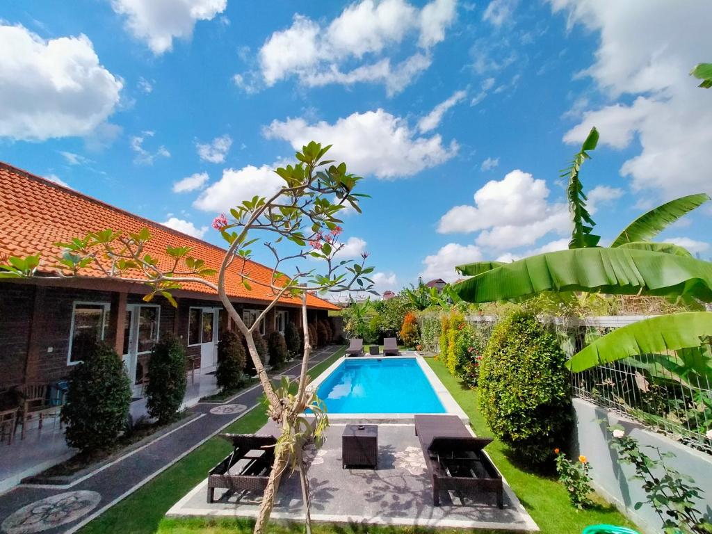 Bazén v ubytování Monik Guest House nebo v jeho okolí