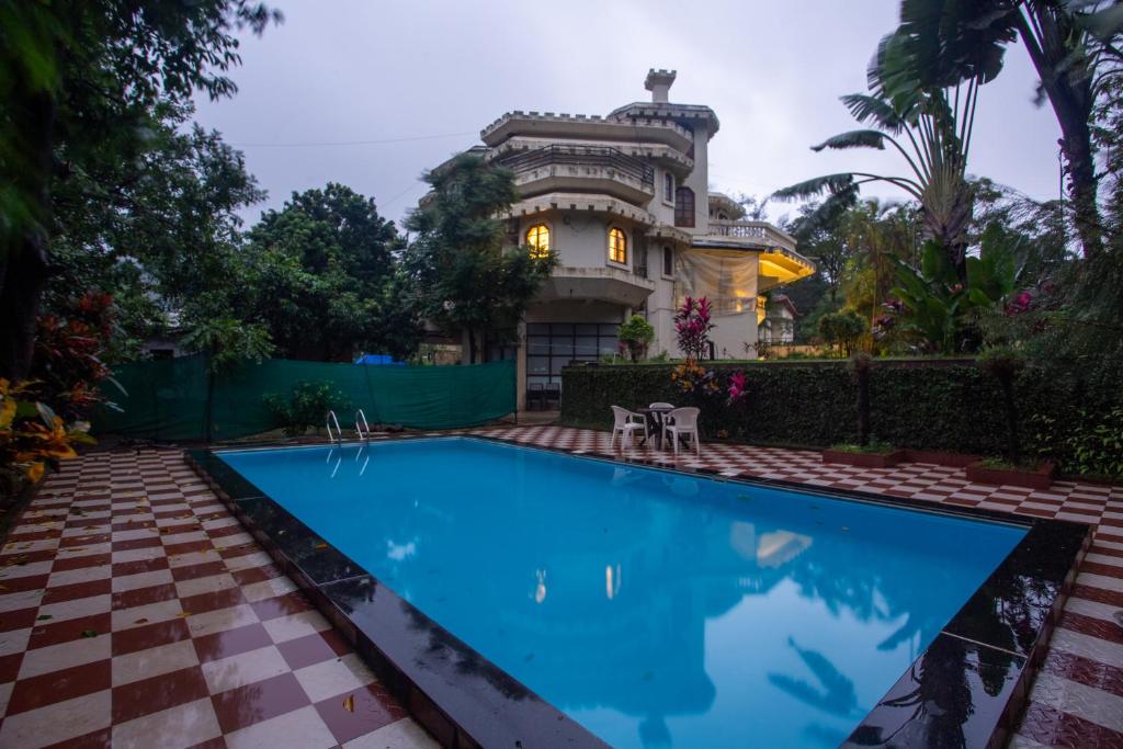 La alberca dentro o cerca de Hillscape Villa By 29 Bungalow