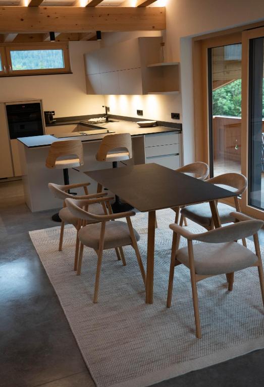 Kuchyň nebo kuchyňský kout v ubytování LUSE Living