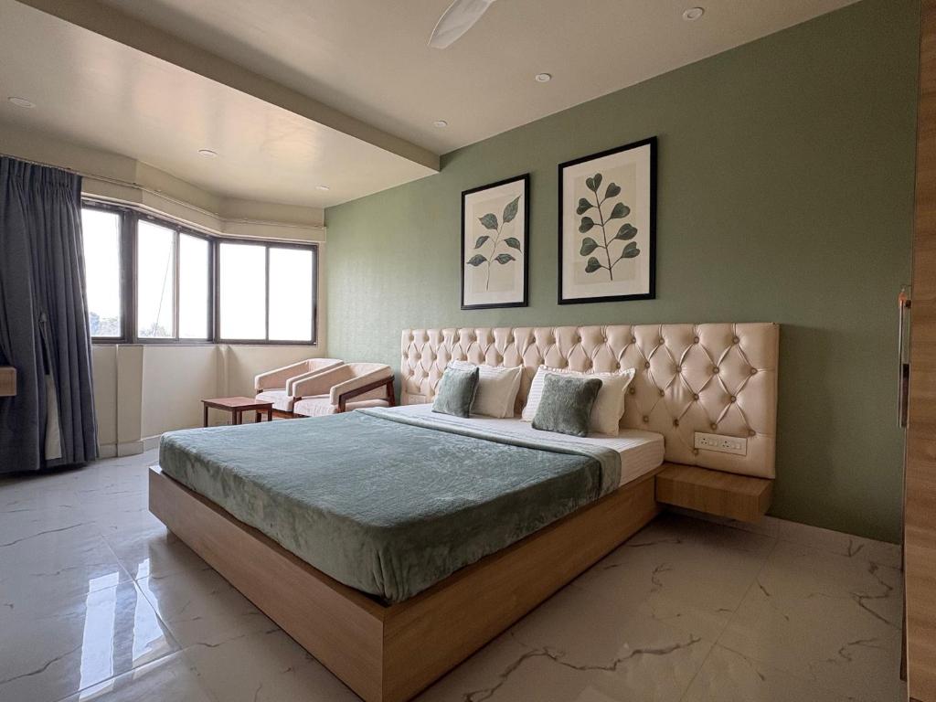 Ένα ή περισσότερα κρεβάτια σε δωμάτιο στο Jade Homestay A Riverview Retreat