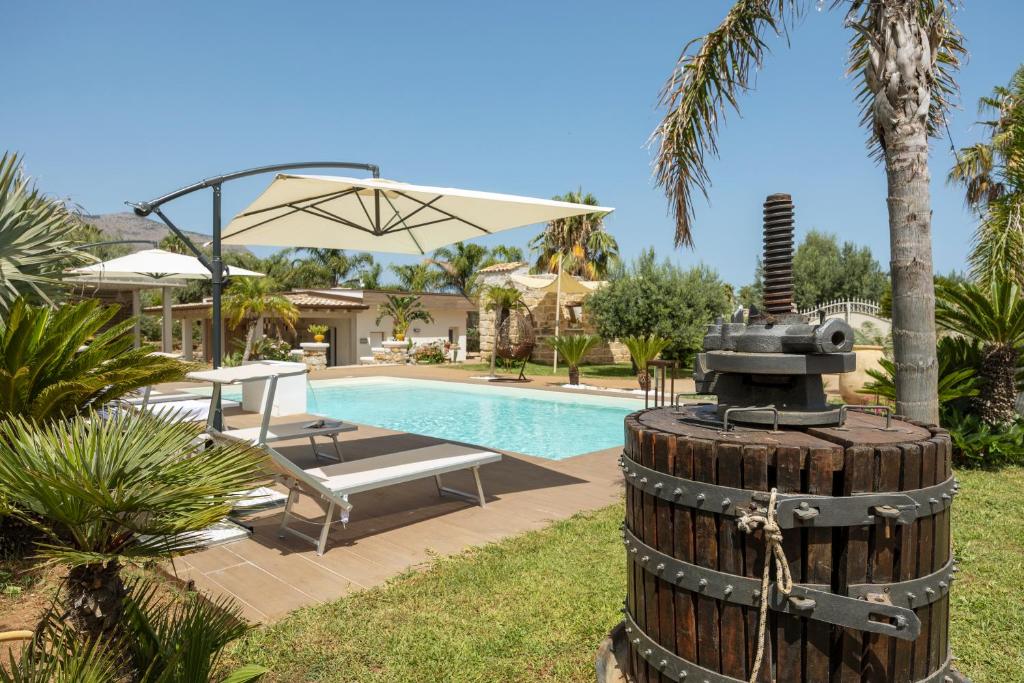14th Oasis Family Room In Villa With Pool Near Palermo