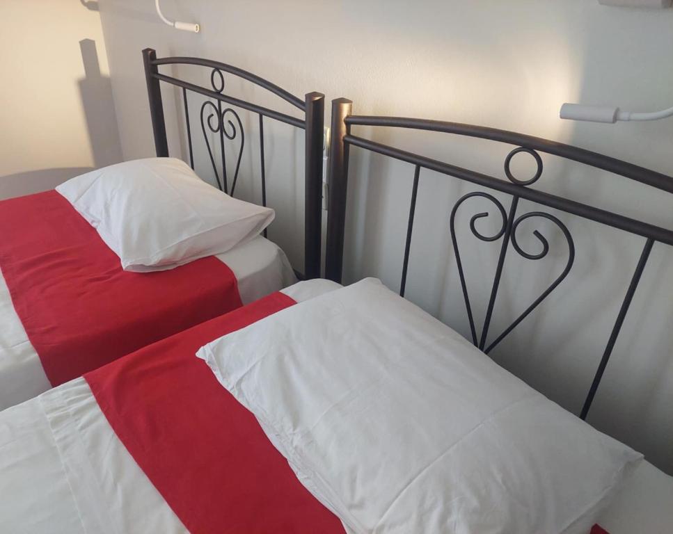 Rouchotas Studios by Viktor 1rst Floor - 5