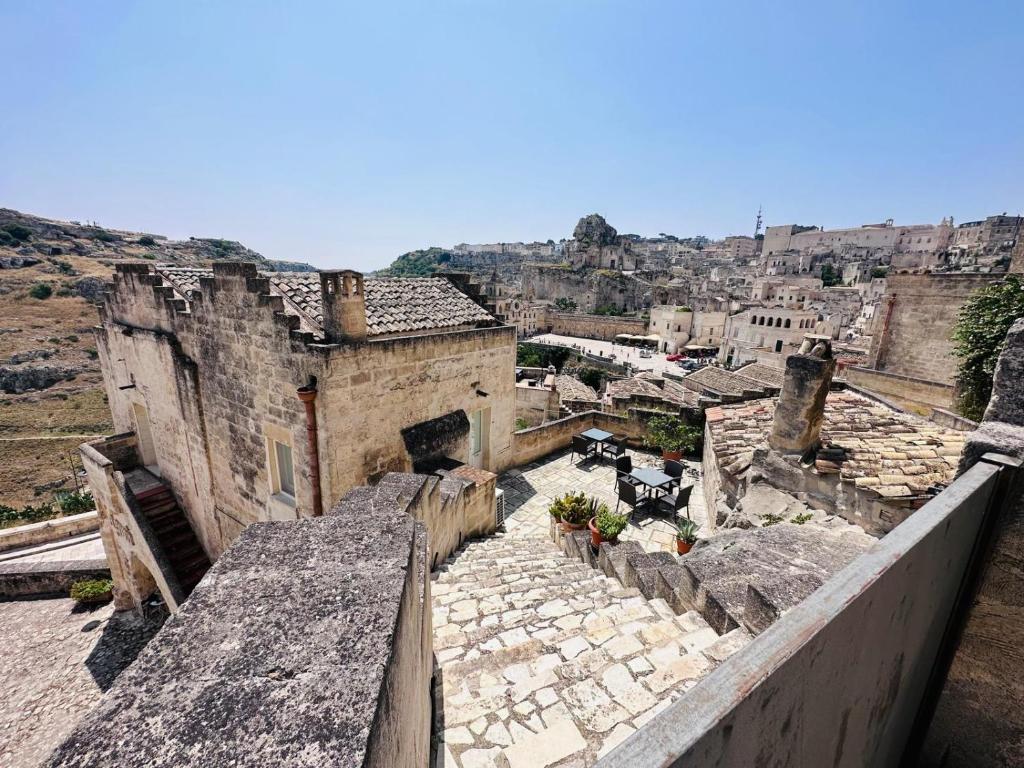 a view of a city from the top of a building at Agorà nei sassi in Matera