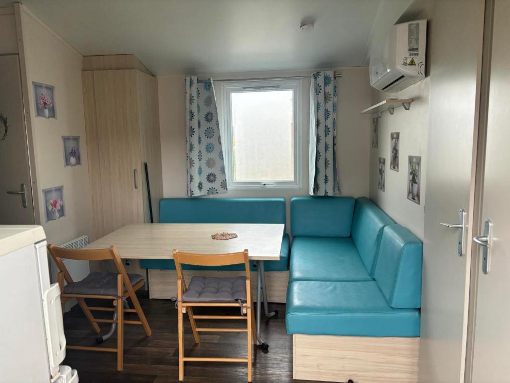 Posezení v ubytování MOBILE HOME 6 PERSONNES