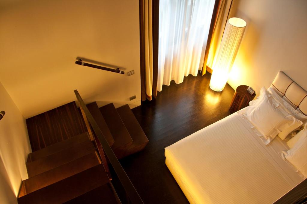 Sina The Gray - Resim 38