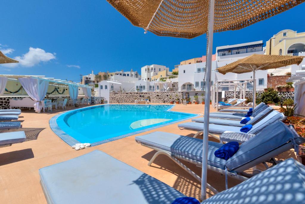 Bazén v ubytování Dream Island Hotel nebo v jeho okolí