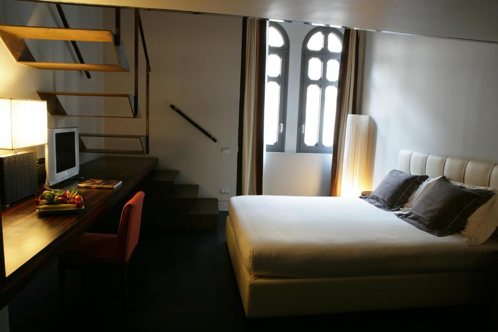 Sina The Gray - Resim 41