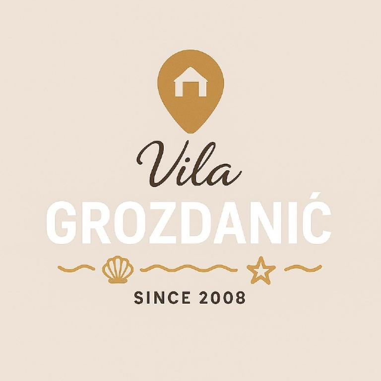 a label for a villa crocacciano with a house at Apartmani Grozdanic Canj in Čanj