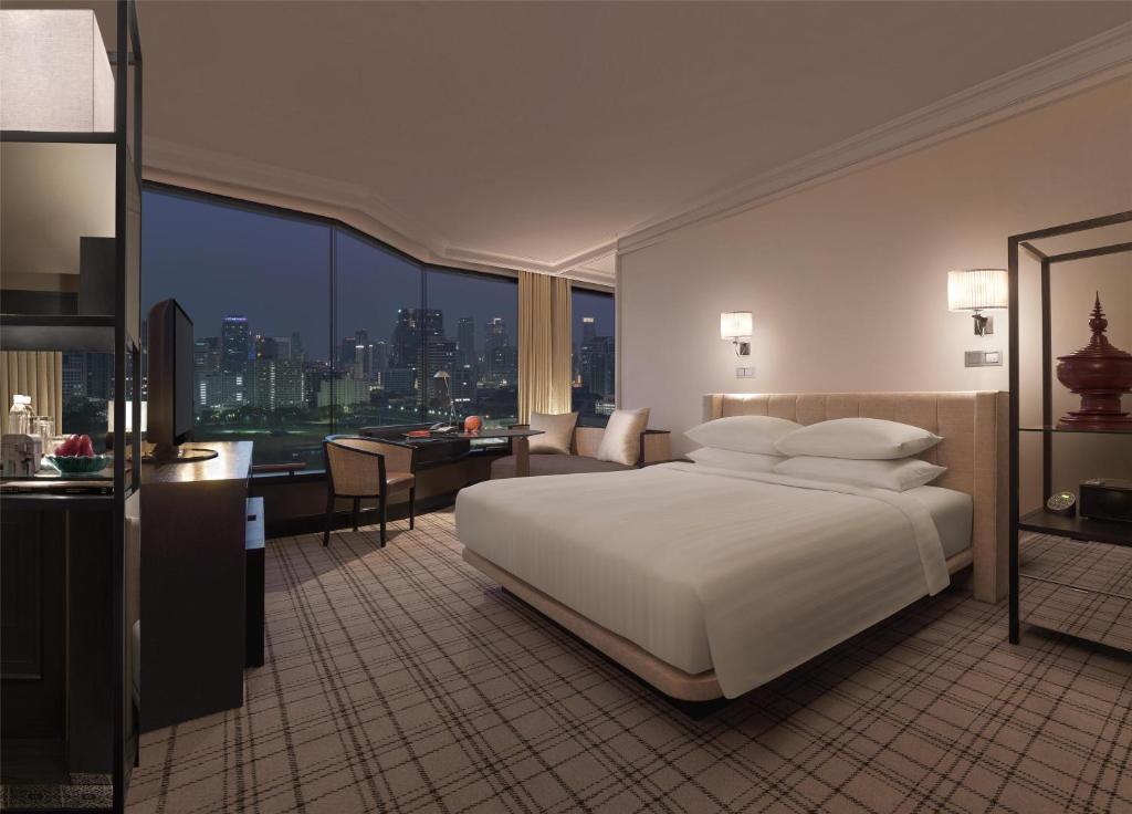 
King Room with View
