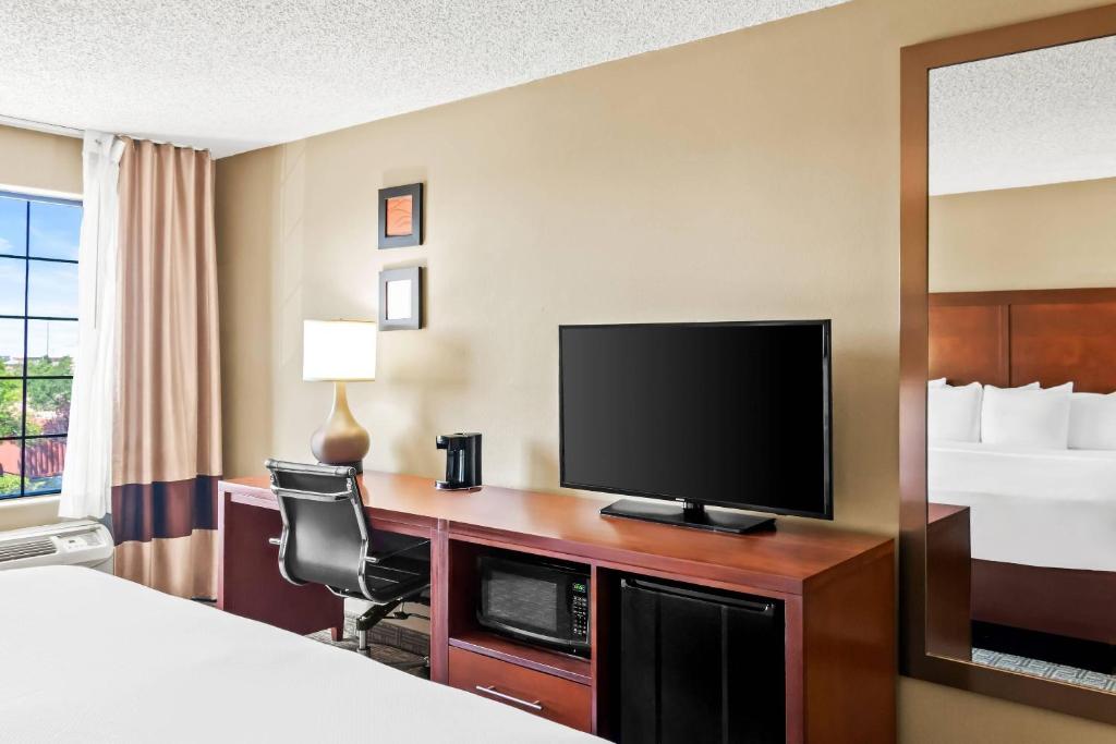 Comfort Inn Santa Fe South - Kamer Met Kingsize Bed - Niet-Rokers